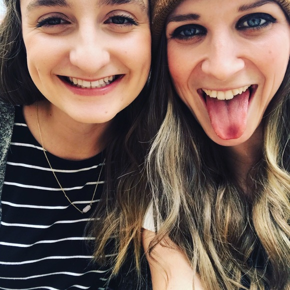 Meet your Posher, Celeste - Picture 7 of 8